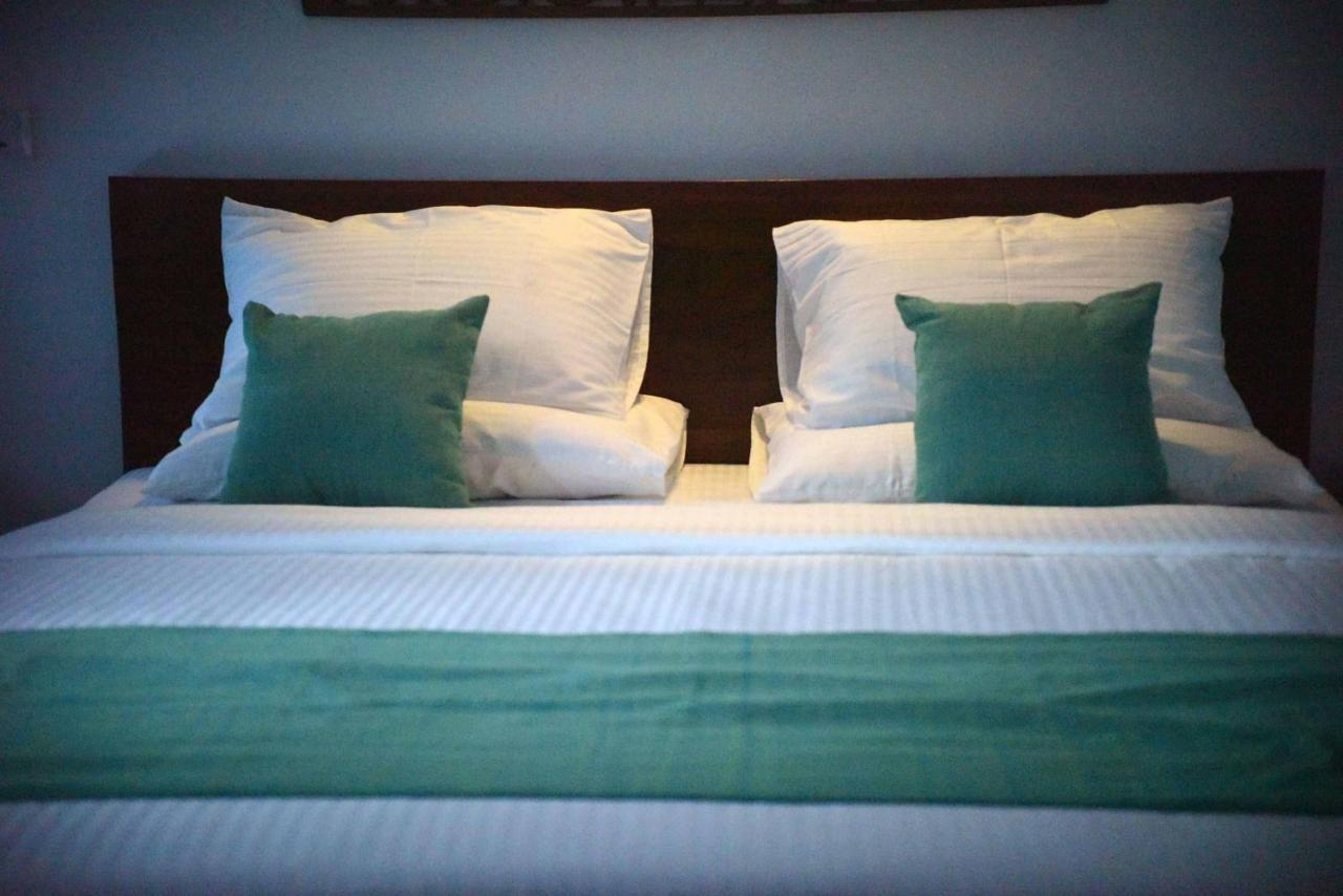 Hotel N 34 Mirissa Esterno foto